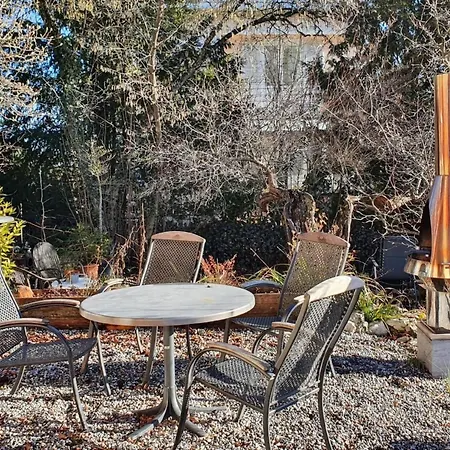 Im Ruhigen Berner Gartenquartier By Interhome *